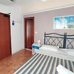 酒店 Riviera