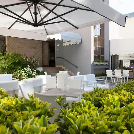 Hotel Riviera 3*