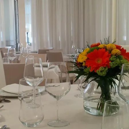 Riviera 3*