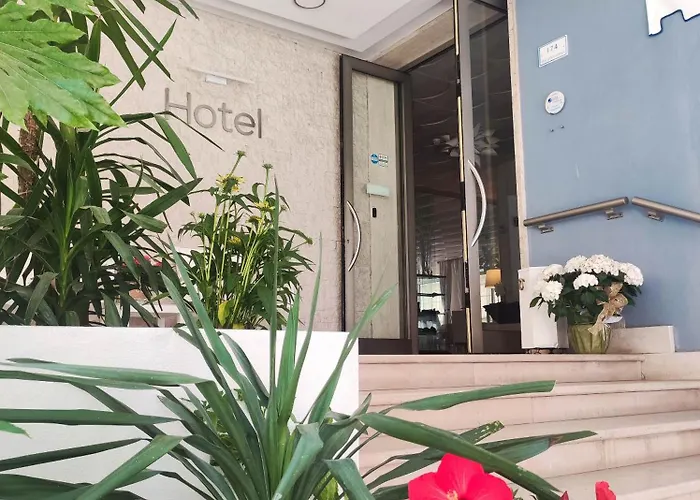 Szálloda Riviera 3*